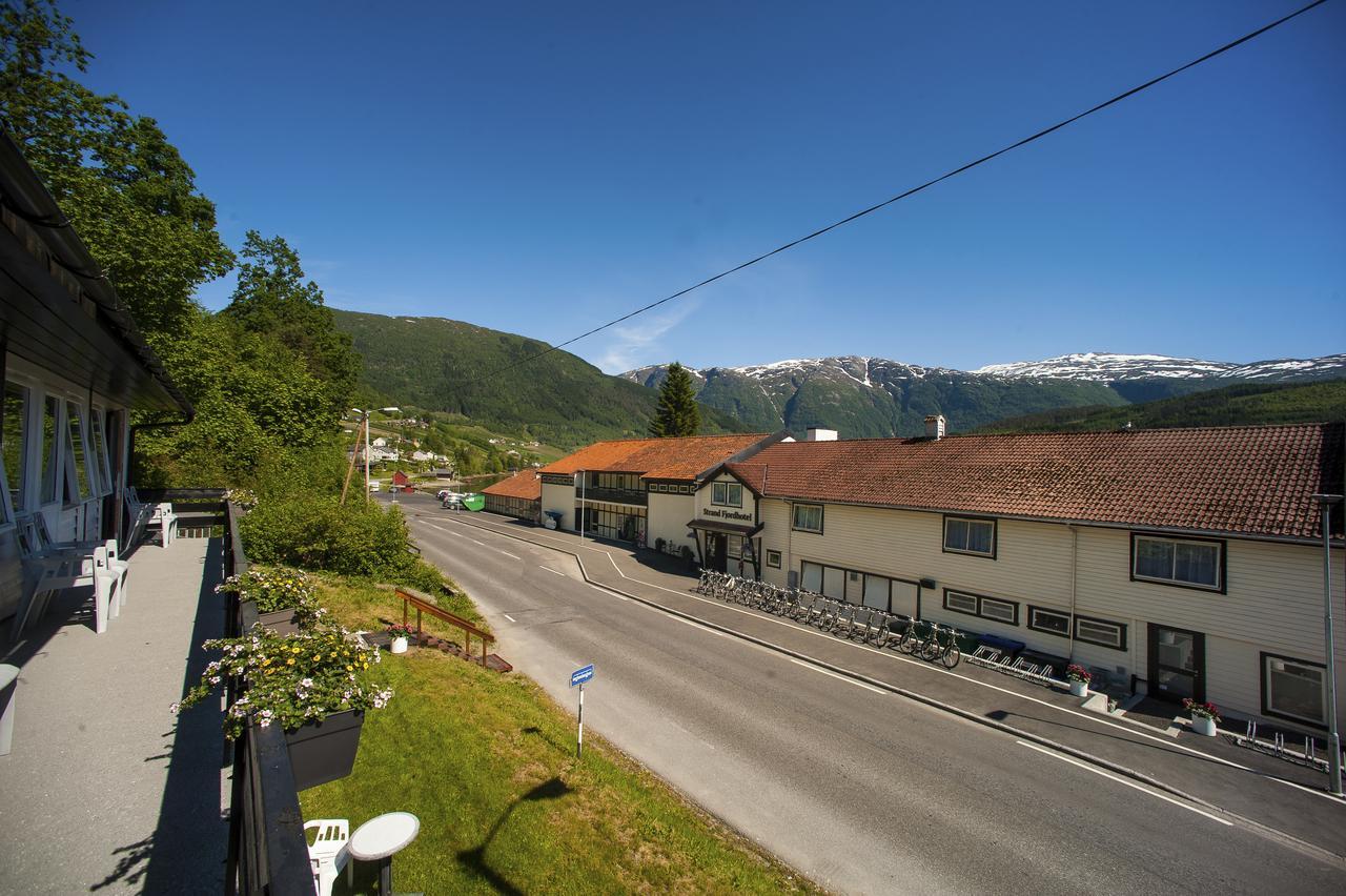 Strand Fjordmotel ウルヴィク エクステリア 写真